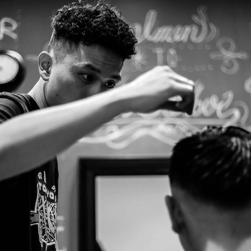 中野の床屋(バーバー)CHILL CHAIR中野店